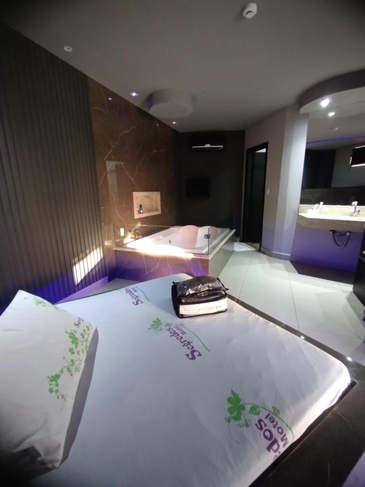 Segredos Aparthotel Арарас Екстериор снимка